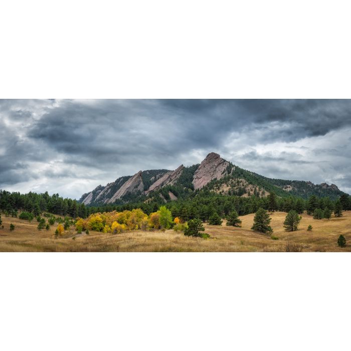 Flatiron Mountains Panorama on a cloudy day - ID # 546096679